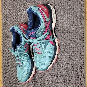 ASICS Women's GT-2000 4 Running Sneakers - Turquoise Pink - Size 8.5